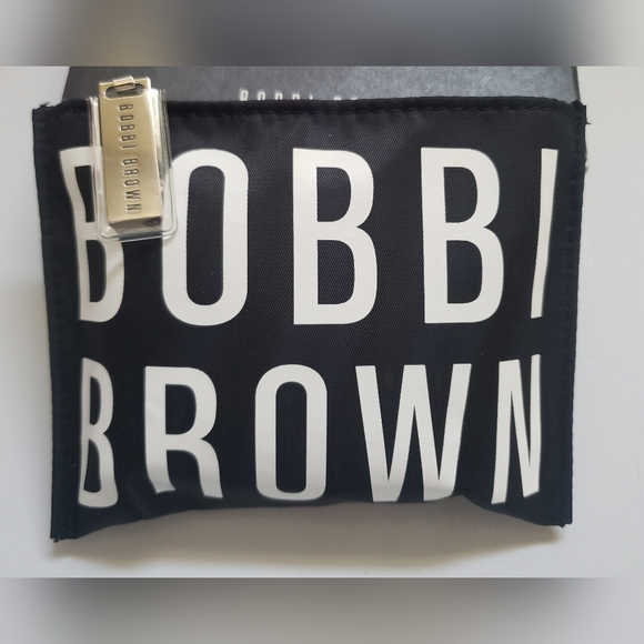 Bobbi to go set - Picture 3 of 4